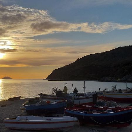 Le Terrazze Di Martina Villa Nicotera Buitenkant foto